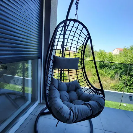 Doris Apartment